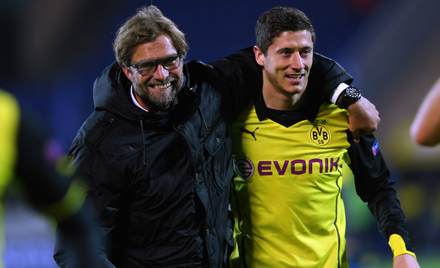 看国足的世 看国足的世