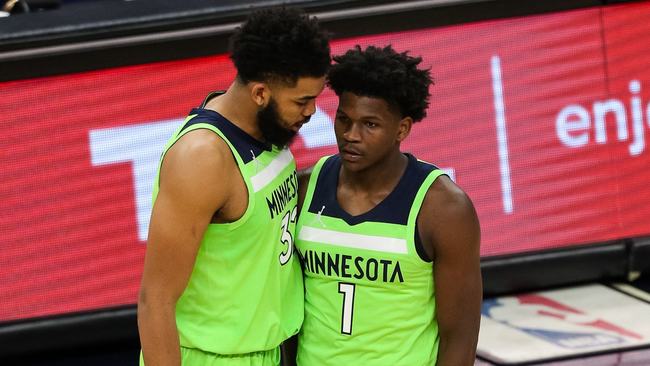 与传奇控卫 与传奇控卫